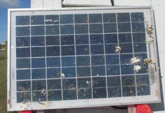 Panel solar luego de varios meses de operación
